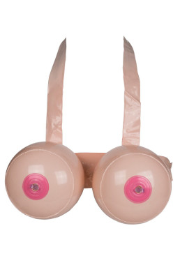 Jeu de combat coquin Boob Battle